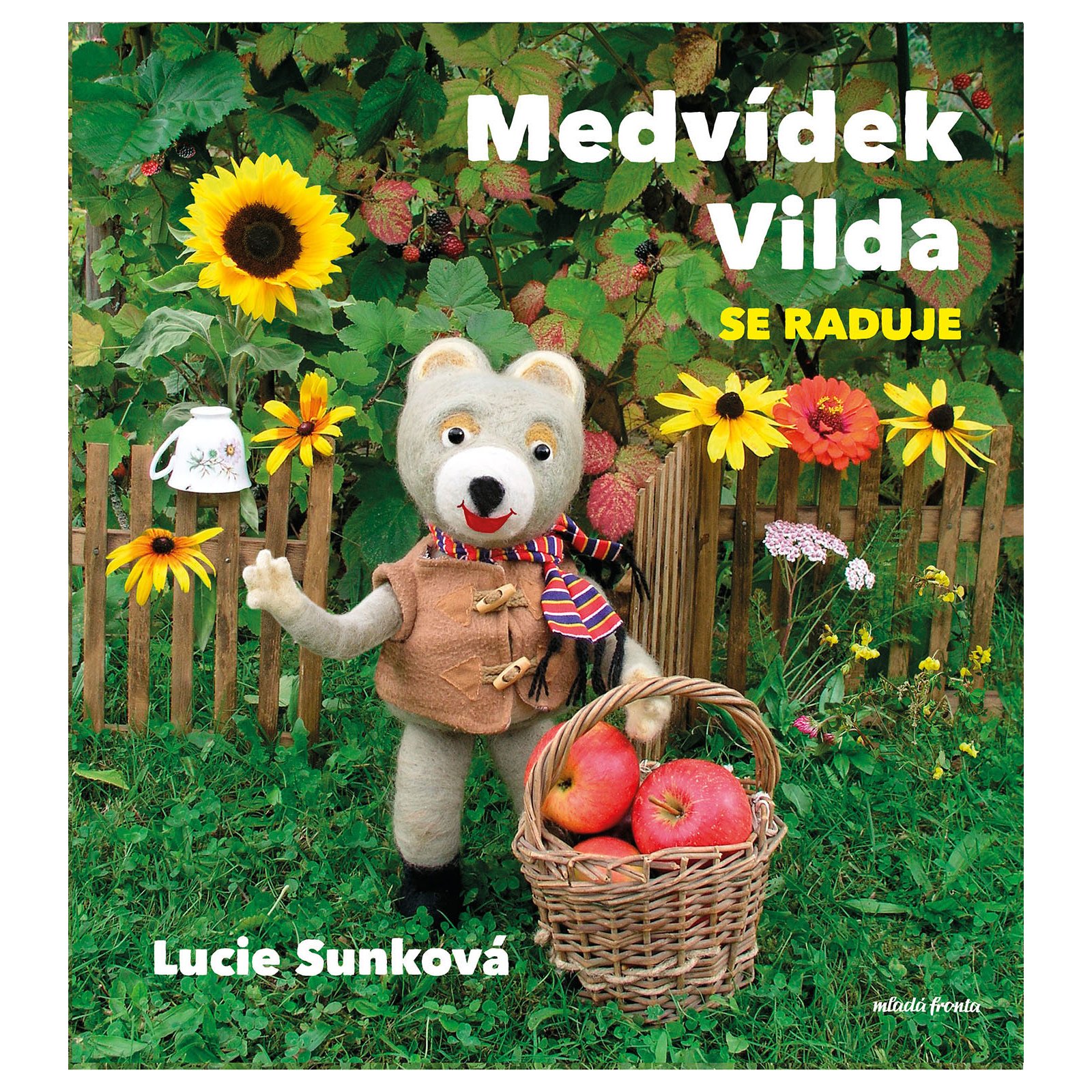 Medvídek Vilda se raduje